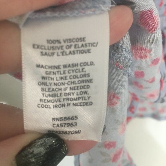 BP. Floral Tie Front Smocked Back Blue Cami Sz M NWT - Picture 10 of 10